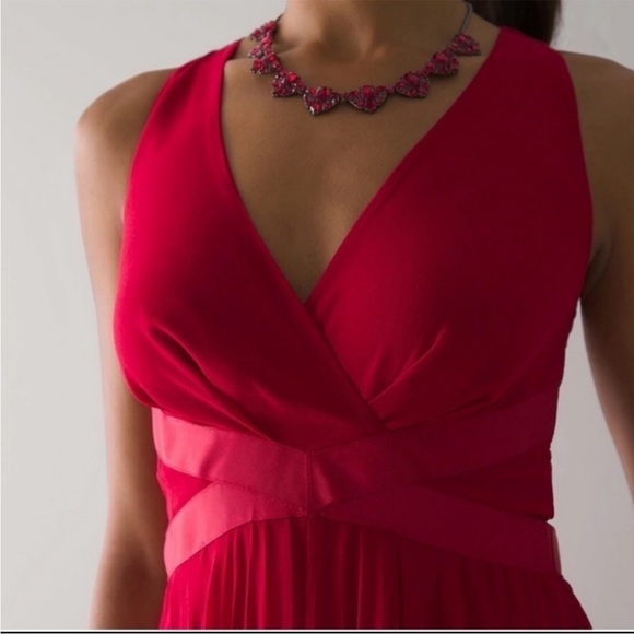 NWT White House Black Market RED PLEATED SLEEVELESS DRESS Cocktail Wedding 8 - Picture 3 of 10